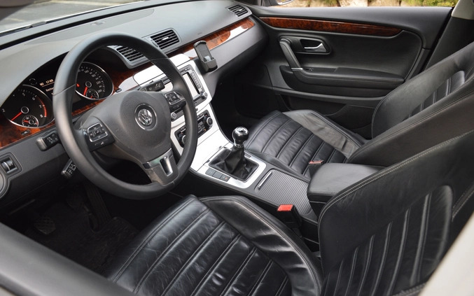 Volkswagen Passat CC cena 31800 przebieg: 198767, rok produkcji 2009 z Wyszków małe 781